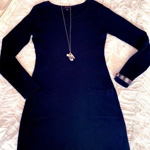 Black ribbed dress